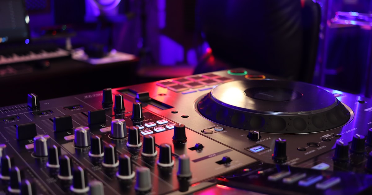 The Importance of Social Media for DJs